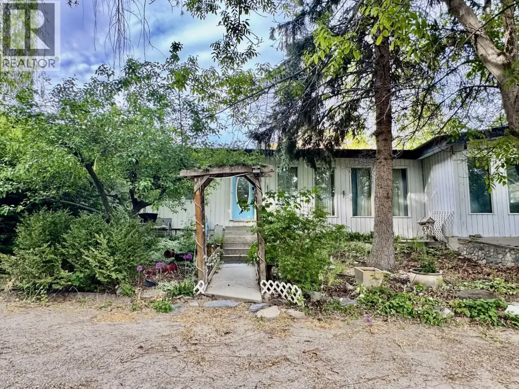 4976 Nash Street, Peachland